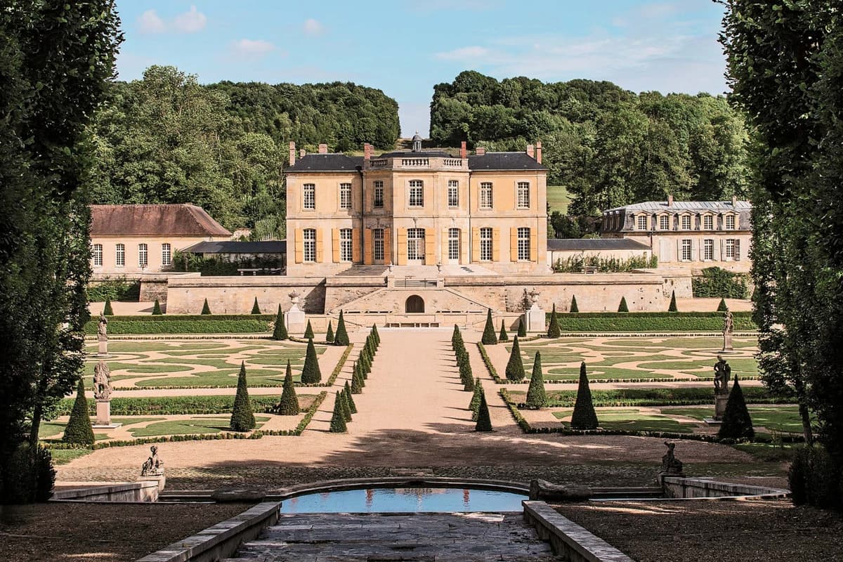 chateau-de-villette-luxury-villas-in-cond-court-france